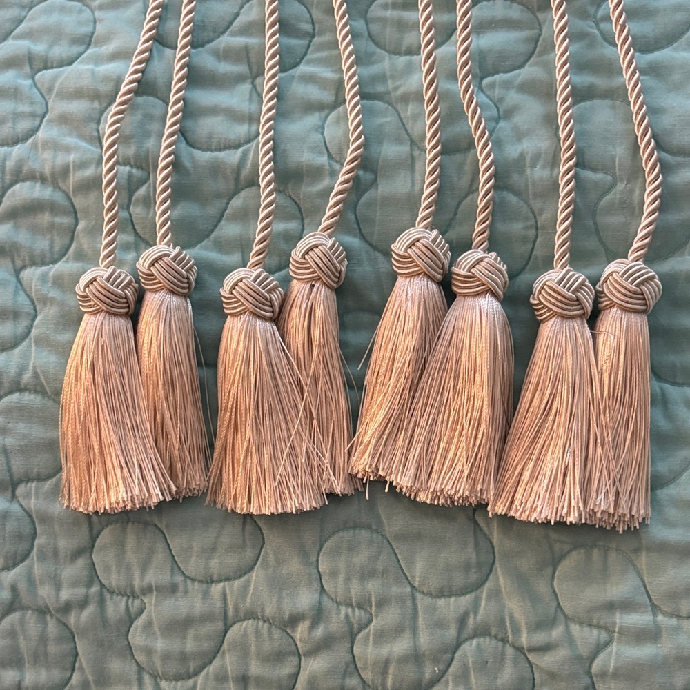 Elegant Beige/Cream Tassel Tiebacks